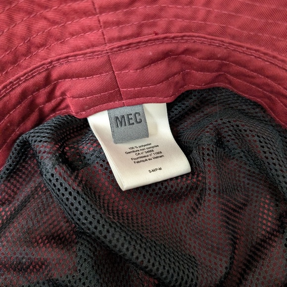 MEC Bucket Hat Mesh Lining Burgundy Red Fall Autumn - Picture 6 of 8